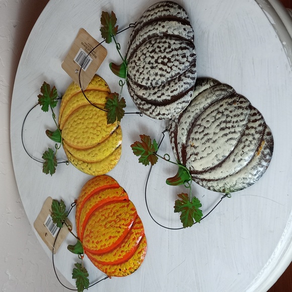 NWT Bundle of Thanksgiving Decor - Picture 6 of 10